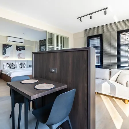 Historic34 Modern Cozy Golden Horn *